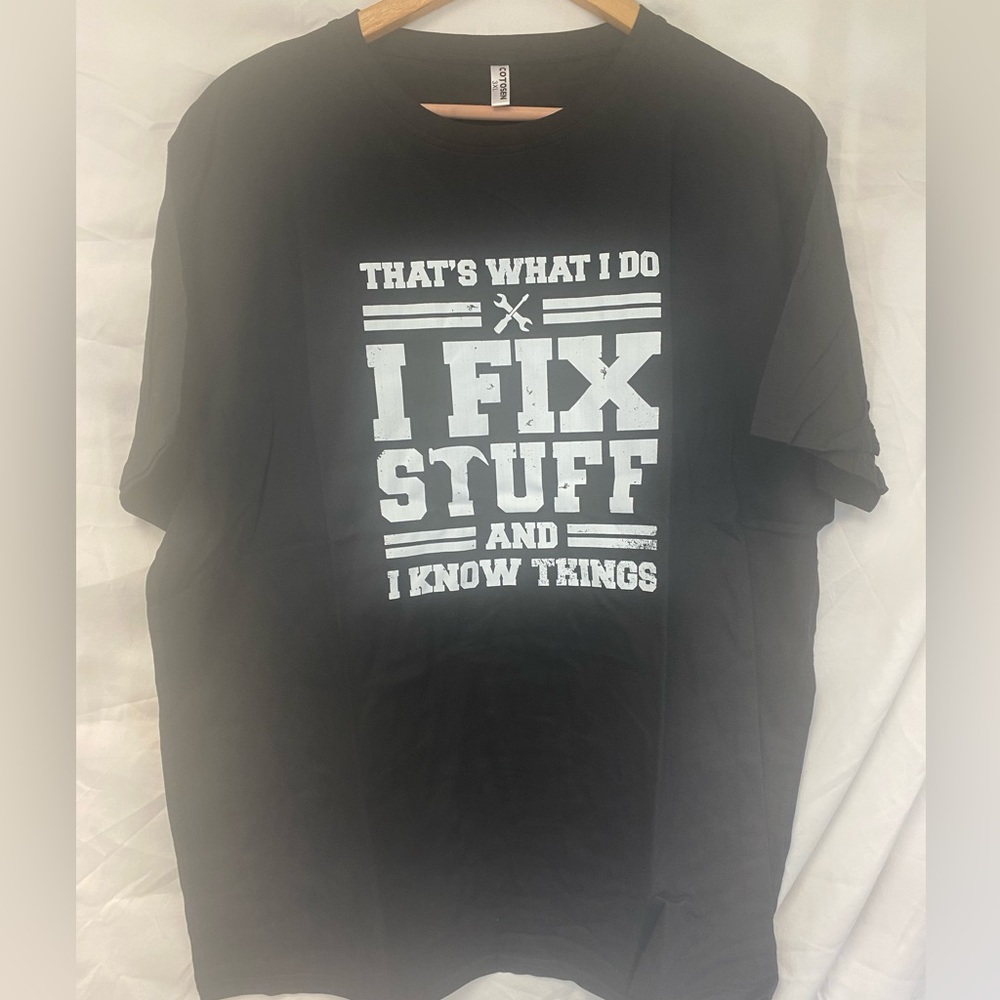 Men’s Graphic Tee size 3XL. NWOT